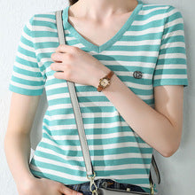 2023 Spring and Autumn New Women's Korean Style Short Fashion Knitted Cardigan Sweater Women's Solid Color Easiest for Match Temperament Jacket