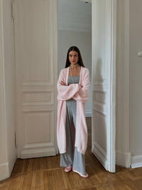 2025 Cross-Border Popular Elegant Soft Knitted Women's Sweater Cardigan Loose Long Casual Versatile