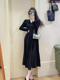 French Romantic Elegant dress Autumn New Hepburn Style Tight Waist Slimming Crewneck Western Style Mid-length Dress for Women