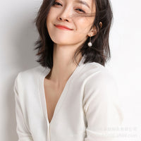 2023 Spring and Autumn New Women's Korean Style Short Fashion Knitted Cardigan Sweater Women's Solid Color Easiest for Match Temperament Jacket
