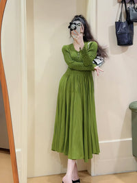 French Romantic Elegant dress Autumn New Hepburn Style Tight Waist Slimming Crewneck Western Style Mid-length Dress for Women