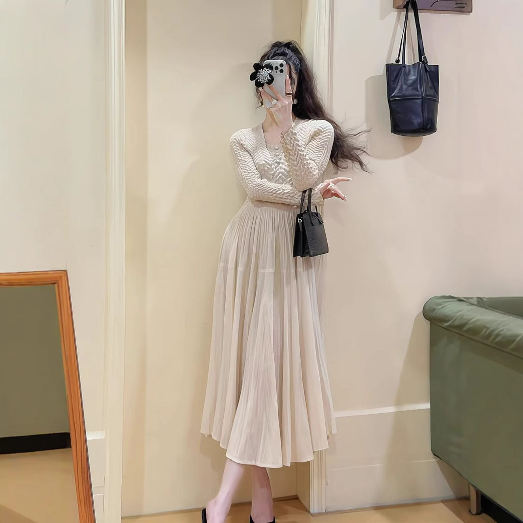 French Romantic Elegant dress Autumn New Hepburn Style Tight Waist Slimming Crewneck Western Style Mid-length Dress for Women